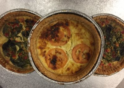 Large quiche flavours: spanish/ ham/ mushroom/ broccoli/ cheese & tomato