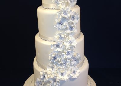 Wedding Cake 32