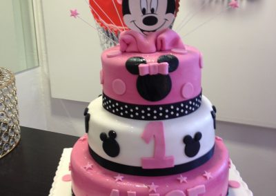 Minnie Mouse – Three Tier Cake