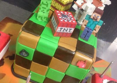 Minecraft Cake